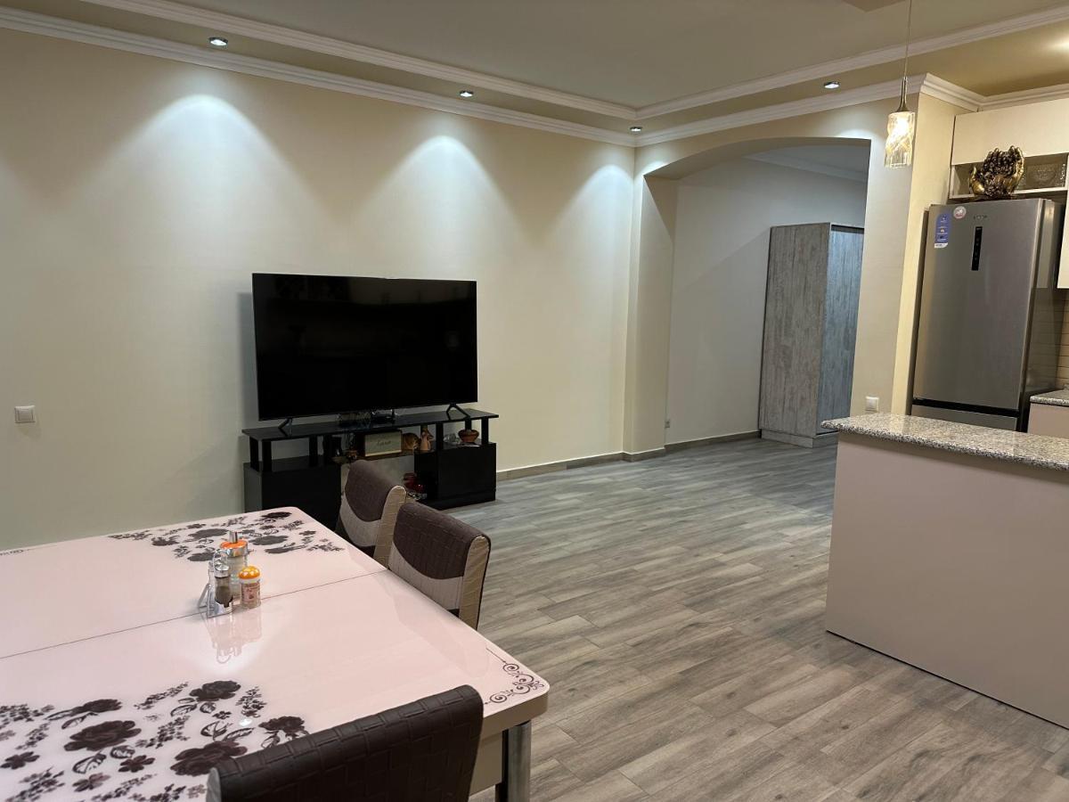 Bed and Breakfast Our House Vagharshapat Exterior foto