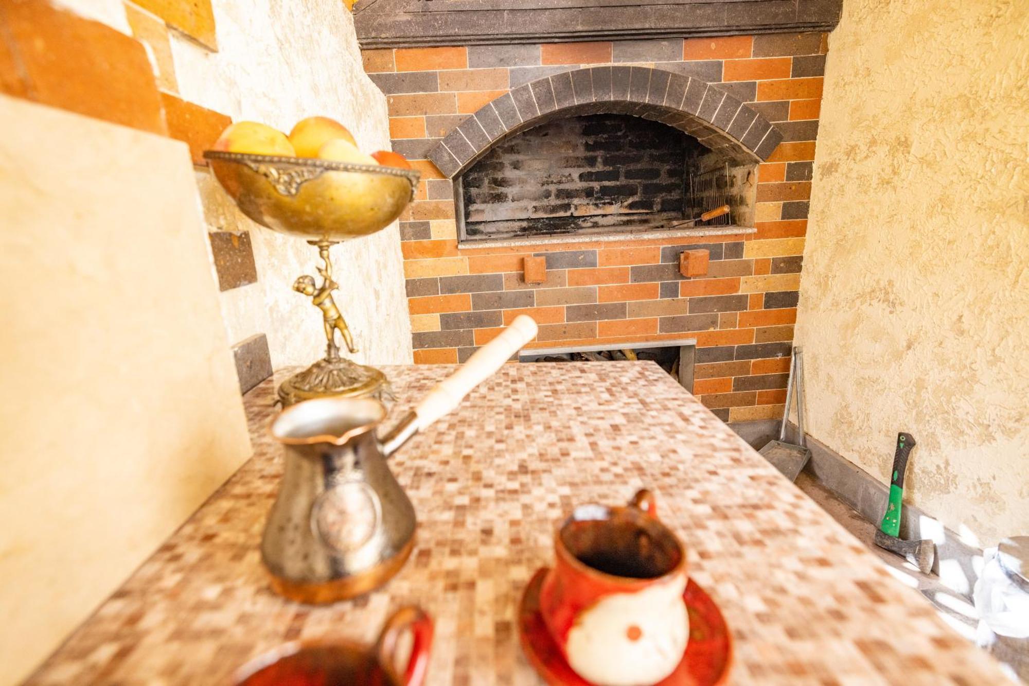 Bed and Breakfast Our House Vagharshapat Exterior foto