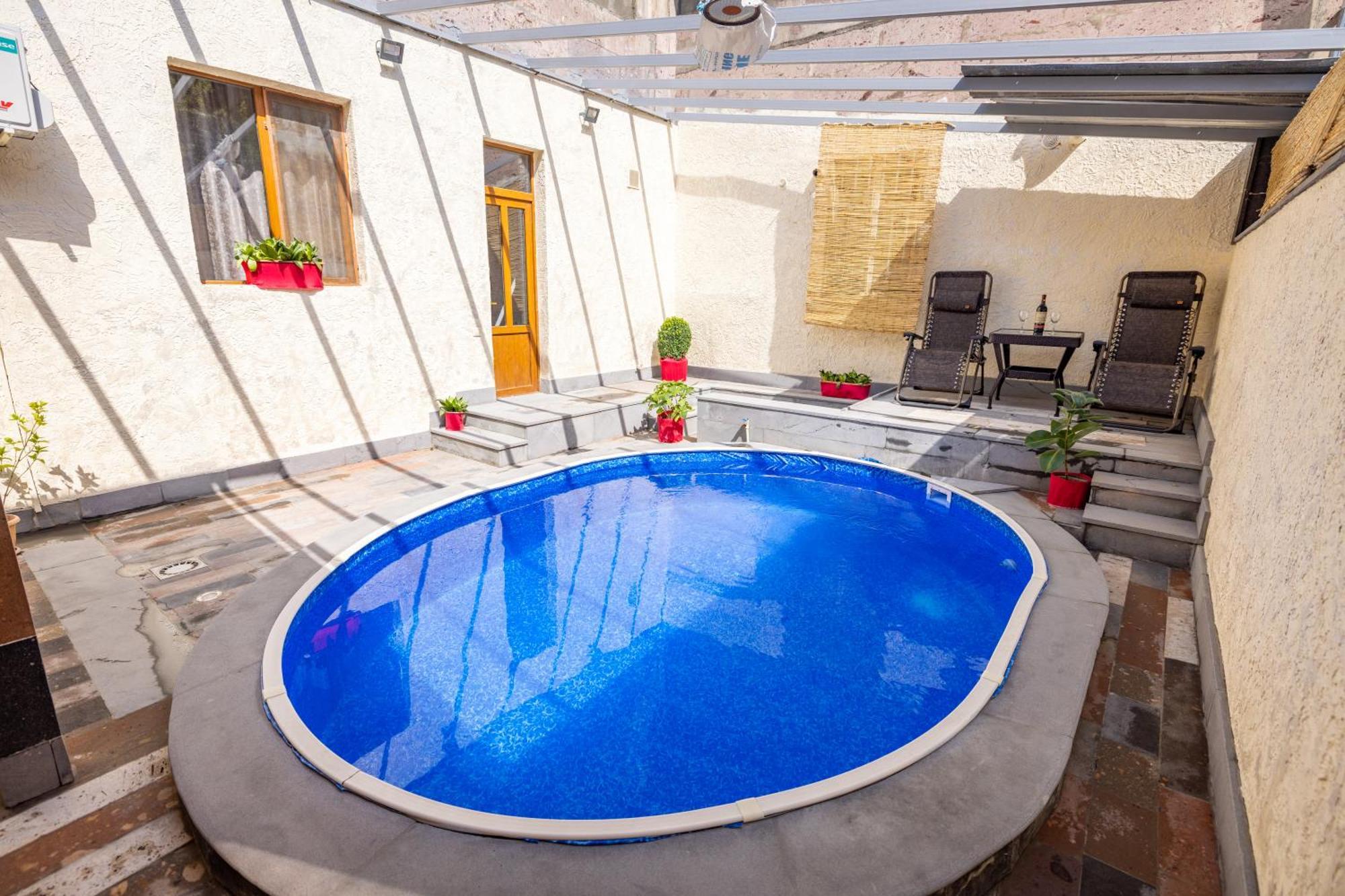 Bed and Breakfast Our House Vagharshapat Exterior foto